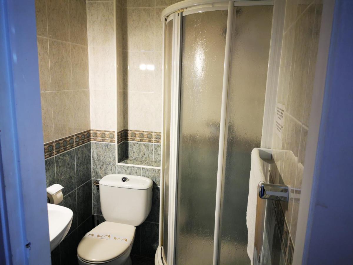 Hostal Marazul Nerja Kültér fotó